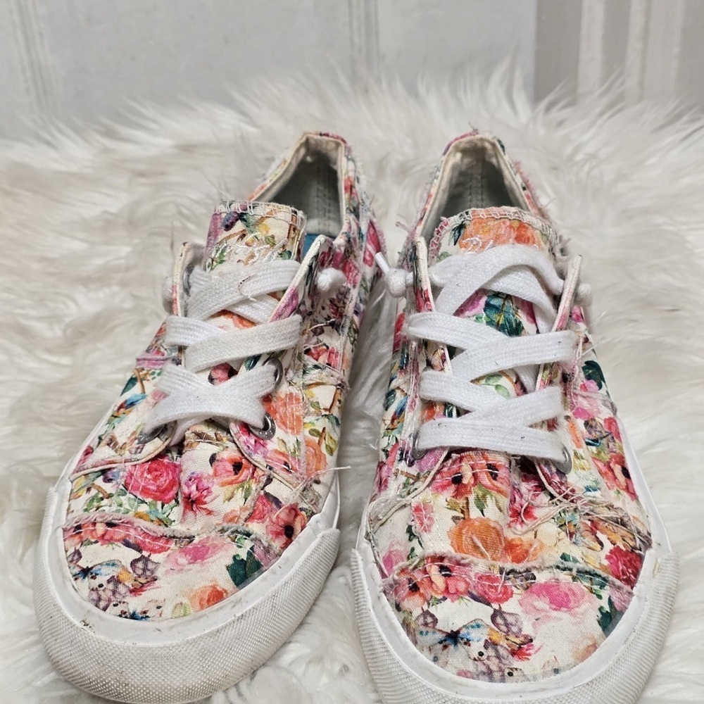 Blowfish Malibu Maxine flower fest Sneakers🌴 - Picture 3 of 7